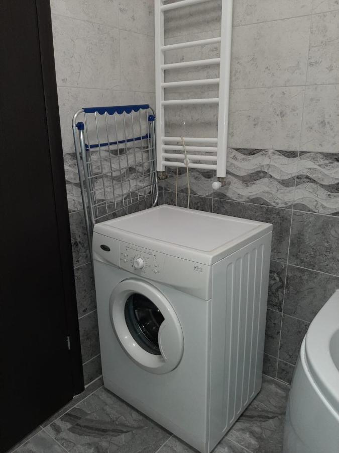 Luxury Daniel Apartament Residence Militari Roşu Eksteriør bilde