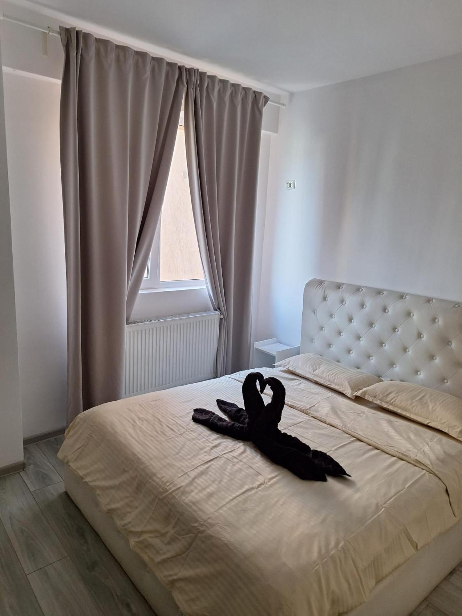 Luxury Daniel Apartament Residence Militari Roşu Eksteriør bilde